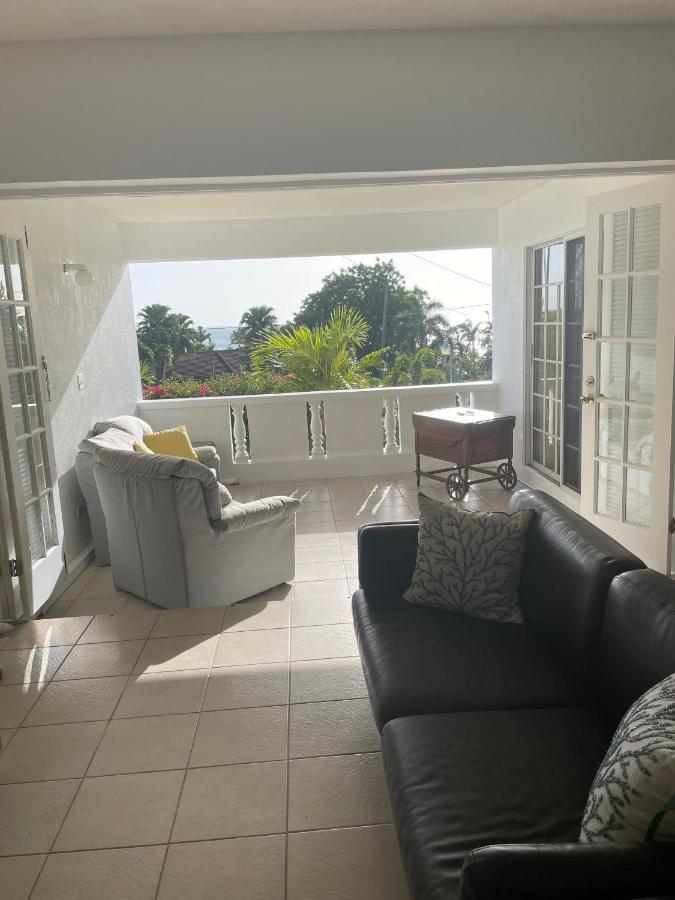 Petals Lovely Beach Villa St. John's Exterior foto