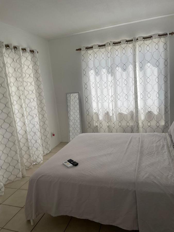 Petals Lovely Beach Villa St. John's Exterior foto